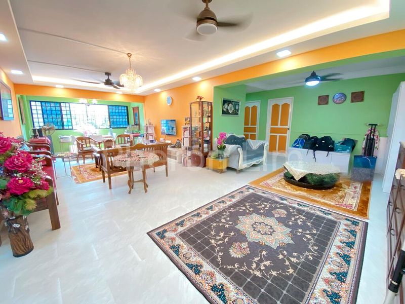Executive HDB for Sale in  271 Pasir Ris Street 21 - Image 7